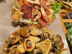 -易门野生菌府·菌海森林(月牙潭公园店)