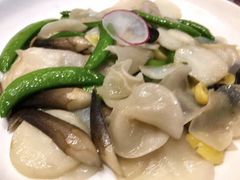 竹耳炒黑鸡枞菌-临家闽南菜(大唐店)