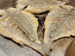 -赶海部落海鲜城(海阳路店)