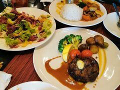 -WOLFGANG PUCK KITCHEN & BAR(迪士尼小镇店)