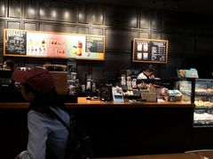-星巴克臻选(深圳龙华红山天虹店)