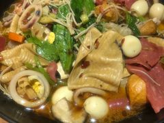 -万记麻辣烫国展总店