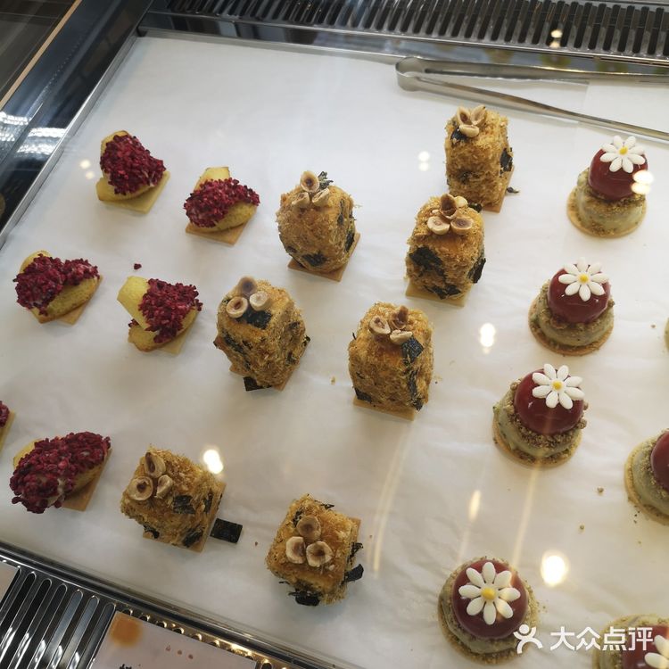 被因为颜值种草的，买了两个墩墩…