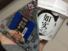 -全家便利店(东直门店)