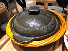 金牌腊味煲仔饭-煲大王猪肚鸡·椰子鸡火锅(红谷滩万达店)