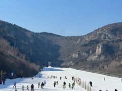 -济南卧虎山滑雪场