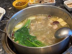 -一席地·本地鸡窝·杭帮鸡火锅(萧山银隆百货店)
