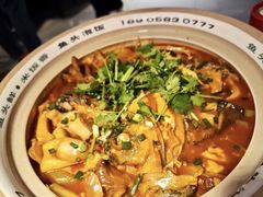 -魏铭鱼头捞饭(晋阳路店)