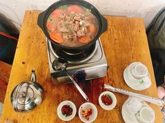 -钰洁腊排骨火锅