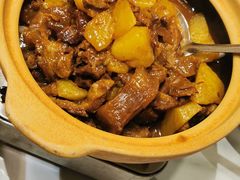 牛腩土豆砂锅煲-福巷湘食小馆·猛火现炒(上海首店)