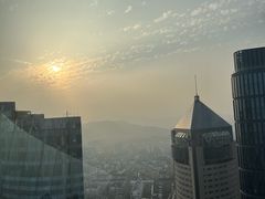 -Hi City·城市之巅