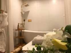 -FUMEIHUI·科技美肤·美体SPA
