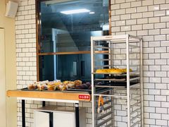 面包甜点陈列柜-子情贝诺·面包蛋糕(绿海湾店)