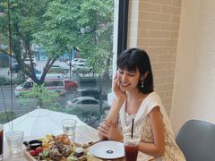 -Mark&Mars Restaurant