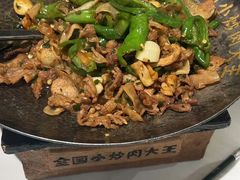 -费大厨辣椒炒肉(吉联MALL店)