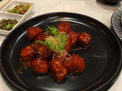 红酒泡沫牛仔粒-荟廷·晶萃(陆家嘴尚悦湾店)