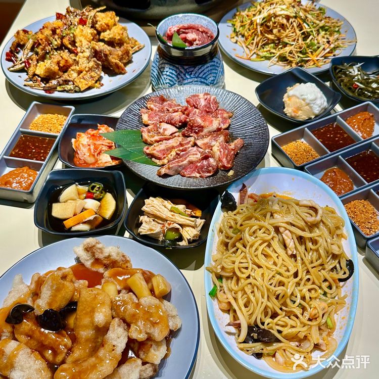 店里韩料，烤肉都是很正宗～️坛子横膈膜 鲜嫩的肉质