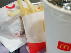 -麦当劳(东方时代广场分店)
