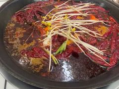 -扎起市井老火锅(乐山总店)