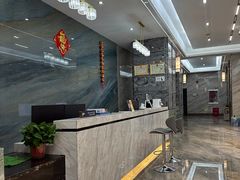 -上海泊客小栈(虹桥娄山关路地铁站店)
