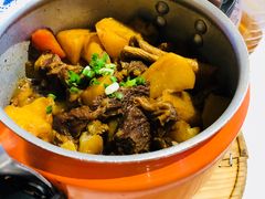 土豆烩牛肉-巴音浩日娲·蒙餐(双林东路店)
