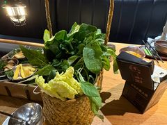 -一朵菌·野生菌探索家火锅(南亚店)