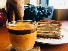 -Be Lived Cafe比例咖啡(摩天轮店)