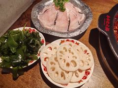 -牛市坎火锅(建设路店)