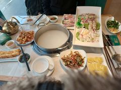 -粤顺渔坊·中山脆肉鲩火锅(清湖店)