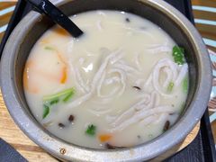 石锅鱼面-渔米丰·广府鱼汤米线(光明广场店)