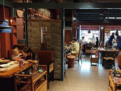 -老牌坊云南鱼豆花火锅(哈西万达店)