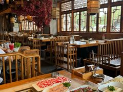 -巴渝瓦肆重庆鲜火锅(宝龙环湖店)