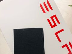 -TESLA 特斯拉(上海太古汇体验店)