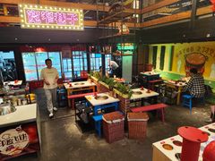 -钢管厂五区小郡肝串串香火锅(梅川路店)