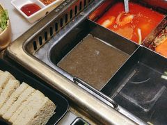 -巴渝瓦肆重庆鲜火锅(宝龙环湖店)