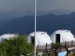 -浙东第一尖雪山欢乐谷