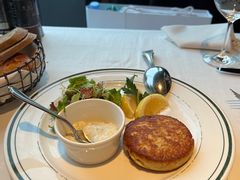 招牌蟹肉饼-Wolfgang’s Steakhouse 沃夫冈牛排馆(上海白玉兰广场店)