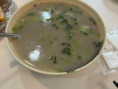 -凤凰路何眼镜香辣蟹(花果园店)