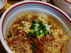 -八二小区抄手(龙湖上城天街店)