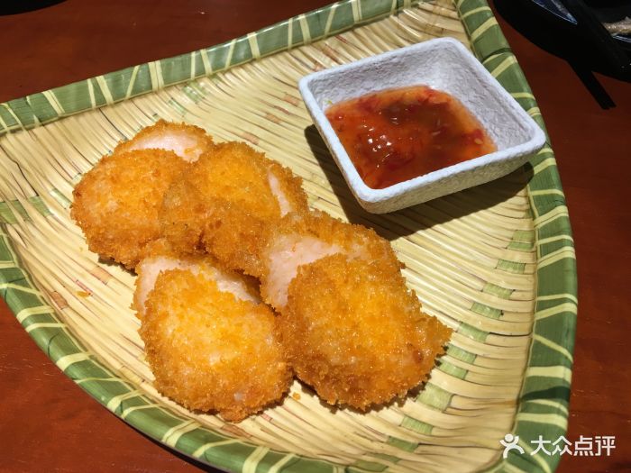 泰火创意餐厅(日月光中心广场店)黄金虾饼图片 - 第1张