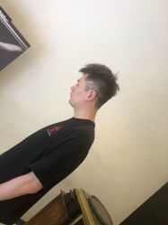 -侨治发型