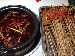 -钢管厂五区小郡肝串串香(奥克斯广场锦城万达店)