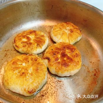 下锅煎饼，最后那一口酥脆软嫩真的很好吃