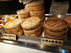 大明山珍素包-凤起龙游老面包子(凯德晶品店)
