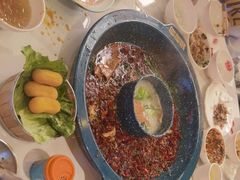 -渔香岛美蛙鱼头火锅(黔灵山公园店)