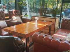 -桉树林A coffee 森林餐厅(三圣乡店)