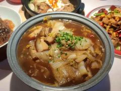 黑猪肉炖白菜-庆余楼·用心与食材·特色菜&灶头面(仙蠡墩店)