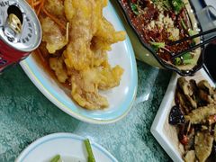 -鹤乡东北菜(崮山路店)