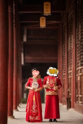 -雪中彩影婚纱摄影·微光艺术中心