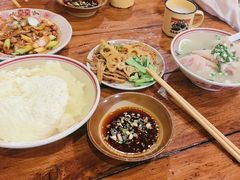 -老方桌烂蹄花川菜馆(九龙坡店)